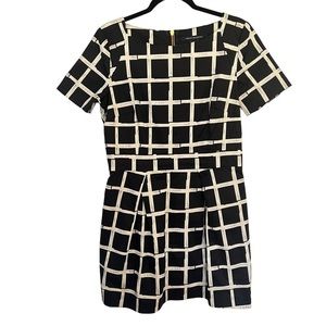 French Connection Womens Shift Dress Size 10 Black White Short Sleeve Pockets